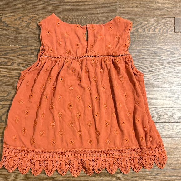 Daniel Rainn Plus Size 2X Orange Eyelet Lace Boho Sleeveless Top - Picture 8 of 10